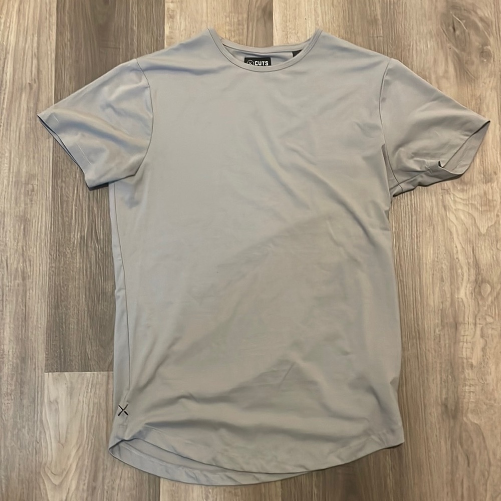 Cuts grey curve hem shirt